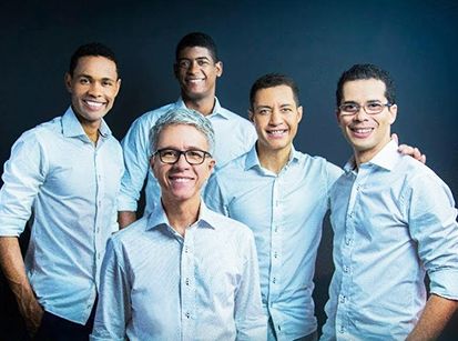 Arautos do Rei canta no HCC