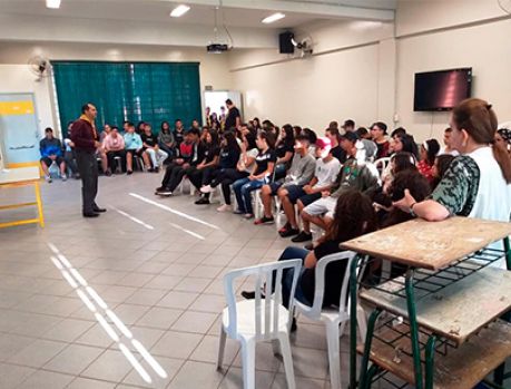 Alunos do Pedro II são orientados sobre abuso sexual e violência Alunos do Pedro II são orientados sobre abuso sexual e violência