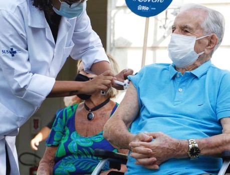 Nesta quarta serão atendidos idosos a partir de 79 anos! Nesta quarta serão atendidos idosos a partir de 79 anos!