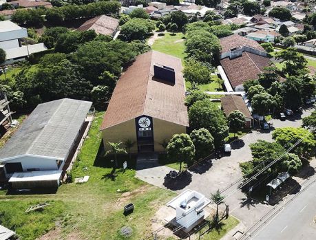 Vestibular da UEM foi adiado para maio Vestibular da UEM foi adiado para maio