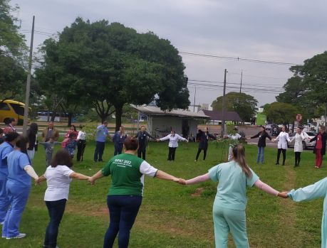 NESTE SÁBADO TEM GINÁSTICA NA PRAÇA OSCAR THOMPSON NESTE SÁBADO TEM GINÁSTICA NA PRAÇA OSCAR THOMPSON