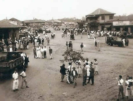 A história de Umuarama começou na Colônia Mineira ou na Praça Arthur Thomas? A história de Umuarama começou na Colônia Mineira ou na Praça Arthur Thomas?