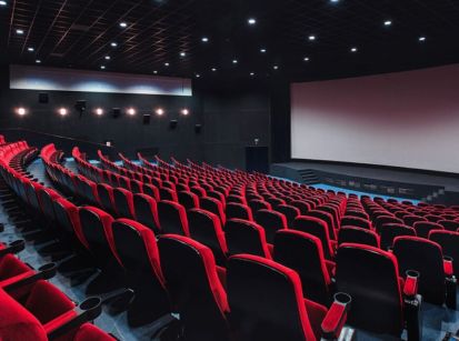 FREQUÊNCIA AOS CINEMAS EM QUEDA LIVRE