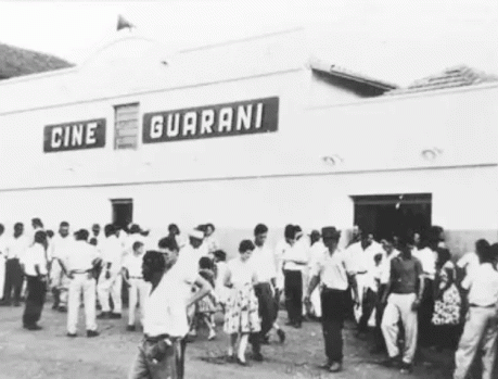 As maravilhosas tardes de domingos no antigo Cine Guarani As maravilhosas tardes de domingos no antigo Cine Guarani