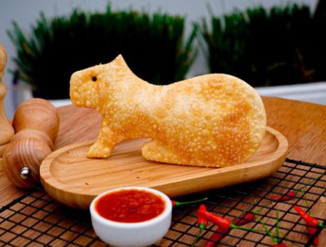 A HISTÓRIA DO FAMOSO PASTEL CAPIVARA DE CURITIBA A HISTÓRIA DO FAMOSO PASTEL CAPIVARA DE CURITIBA