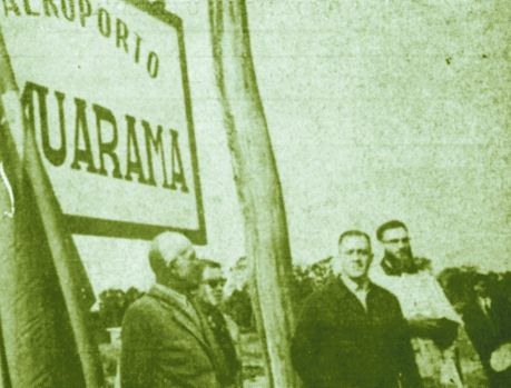 UMUARAMA, QUANDO FOI FUNDADA, JÁ VIVIA NA ‘ERA DO JATO’ UMUARAMA, QUANDO FOI FUNDADA, JÁ VIVIA NA ‘ERA DO JATO’