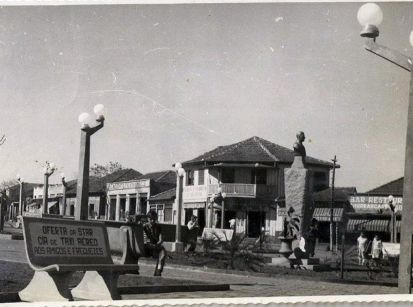 ANTIGAMENTE OS “PRÉDIOS” + ALTOS ERAM DE MADEIRA...