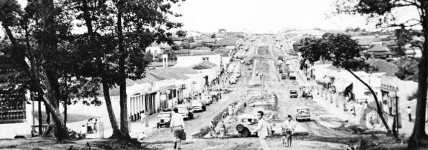 A história desfila na Avenida Paraná