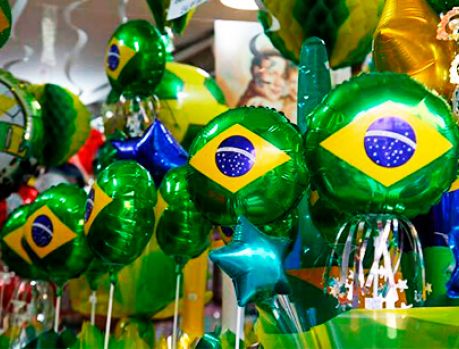Ponta de Estoque verde-amarela: Sobras da Copa em oferta! Ponta de Estoque verde-amarela: Sobras da Copa em oferta!