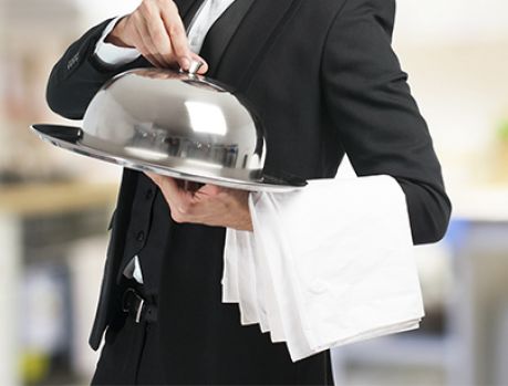 Cursos qualificam trabalhadores para atuação no setor de turismo Cursos qualificam trabalhadores para atuação no setor de turismo