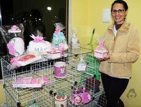 Jaqueline Ribeiro, uma artista com o coração em Umuarama Jaqueline Ribeiro, uma artista com o coração em Umuarama
