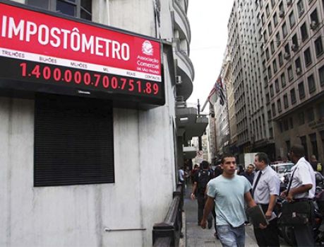 Impressionante! Impostômetro chega a R$ 1,4 trilhões!