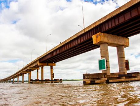 Marinha lança alerta de perigo para navegação no Rio Paraná! Marinha lança alerta de perigo para navegação no Rio Paraná!