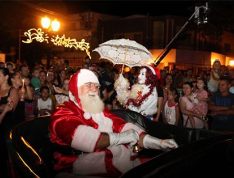 Prefeito diz que Natal em Umuarama “vai ser uma festa inesquecível” Prefeito diz que Natal em Umuarama “vai ser uma festa inesquecível”