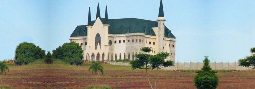 O fascinante castelo medieval da fé