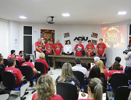 Aciu e Prefeitura anunciam parceria no natal 2018 Aciu e Prefeitura anunciam parceria no natal 2018