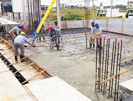 Concretagem da primeira laje plana protendida de Umuarama! Concretagem da primeira laje plana protendida de Umuarama!