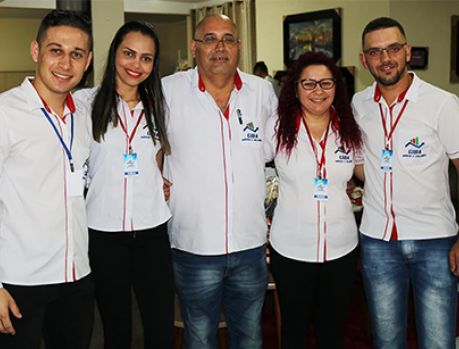 Família Giba Móveis recebe amigos e clientes em coquetel Família Giba Móveis recebe amigos e clientes em coquetel