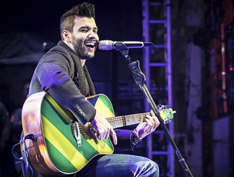 Gusttavo Lima volta a Umuarama para cantar na Exposição Feira Gusttavo Lima volta a Umuarama para cantar na Exposição Feira