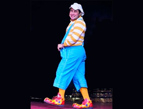 Ferrari Circus já chegou a Umuarama: primeiro espetáculo é hoje! Ferrari Circus já chegou a Umuarama: primeiro espetáculo é hoje!