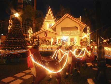 Comércio de Umuarama aberto à noite a partir de 13 de dezembro Comércio de Umuarama aberto à noite a partir de 13 de dezembro