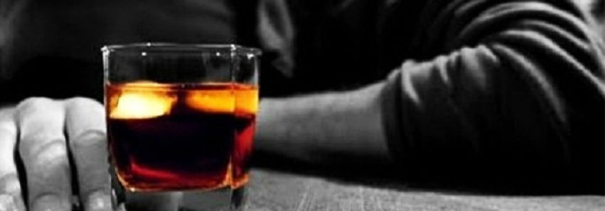 Alcoolismo mata 1 a cada 6 horas!