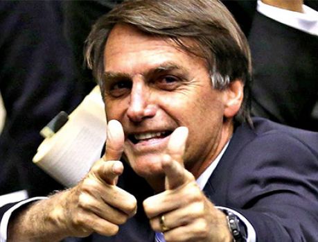 Bolsonaro corta publicidade em jornais, revistas, TVs e rádios Bolsonaro corta publicidade em jornais, revistas, TVs e rádios