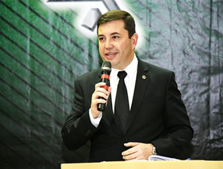 Delegado Fernando quer que UEM amplie presença em Umuarama Delegado Fernando quer que UEM amplie presença em Umuarama