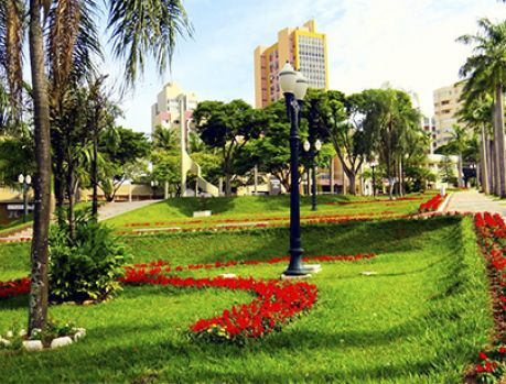 Sua fotografia poderá virar cartão-postal de Umuarama Sua fotografia poderá virar cartão-postal de Umuarama