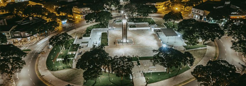 Curtam a praça + bonita da cidade!