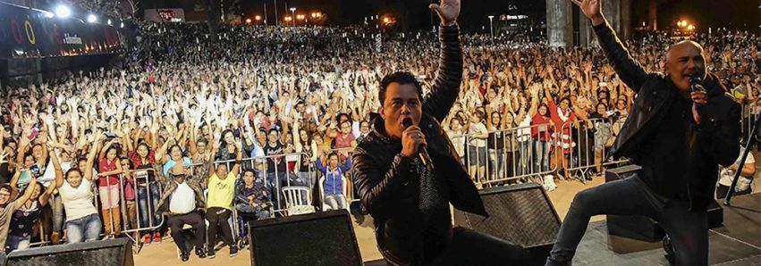 A praça é nossa e o céu é do condor!