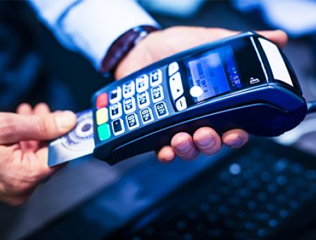 Juros do cheque especial sobem e chegam a 322% ao ano!   