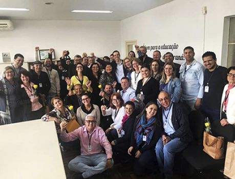 Secretário da Educação reuniu diretores de escolas de Umuarama Secretário da Educação reuniu diretores de escolas de Umuarama