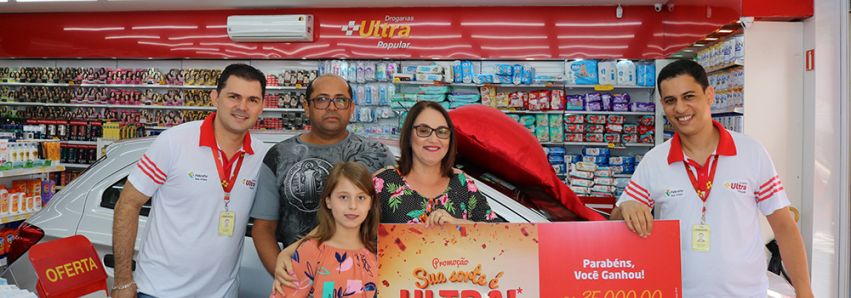 Cliente de Perobal ganha carrão na promoção “Sua Sorte é Ultra”