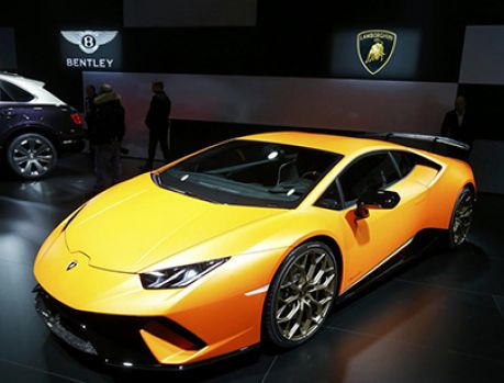 Esta Lamborghini do Paraná vai pagar R$ 70 mil de IPVA! É caro??? Esta Lamborghini do Paraná vai pagar R$ 70 mil de IPVA! É caro???