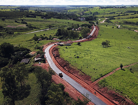 Mais uma grande obra na zona rural de Umuarama: Estrada Dias Mais uma grande obra na zona rural de Umuarama: Estrada Dias