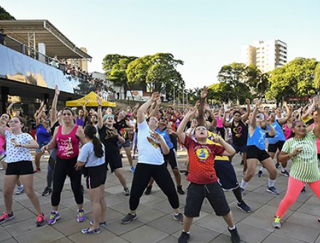 Atenção, galera: Vai ter Carnaval na Praça Santos Dumont! Atenção, galera: Vai ter Carnaval na Praça Santos Dumont!