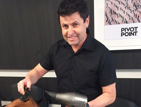 BETO BRUMASSIO: Apaixone-se por você, uma tradição da beleza em Umuarama e região! BETO BRUMASSIO: Apaixone-se por você, uma tradição da beleza em Umuarama e região!