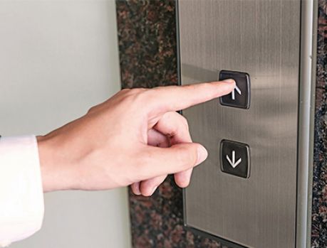 Cuidado com elevadores em prédios: evite contaminação!!! Cuidado com elevadores em prédios: evite contaminação!!!