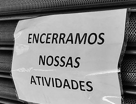 Cruel realidade: Pandemia fechou 9,5 mil lojas no Paraná! Cruel realidade: Pandemia fechou 9,5 mil lojas no Paraná!