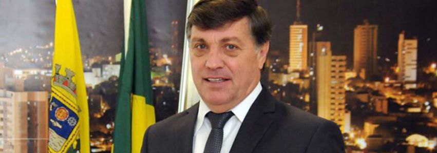 Pozzobom, Gestor Público nota 10! 