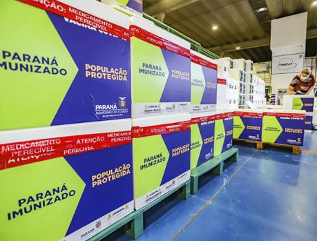 Governo e municípios vão acelerar a vacinação no Paraná Governo e municípios vão acelerar a vacinação no Paraná