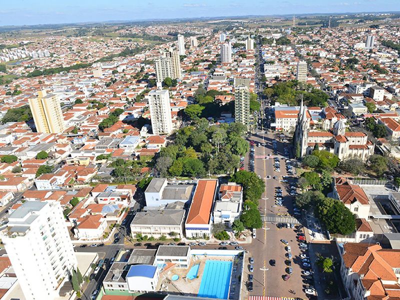 Coluna Italo Cidade com mais de 100 mil habitantes será vacinada num só dia! Coluna Italo Cidade com mais de 100 mil habitantes será vacinada num só dia!