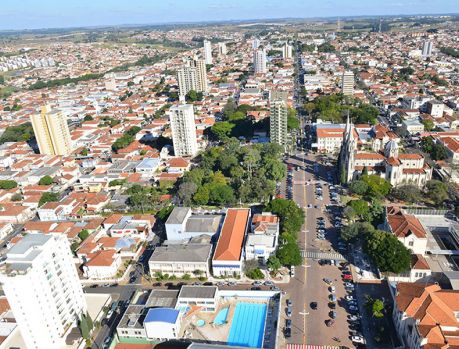 Cidade com mais de 100 mil habitantes será vacinada num só dia! 