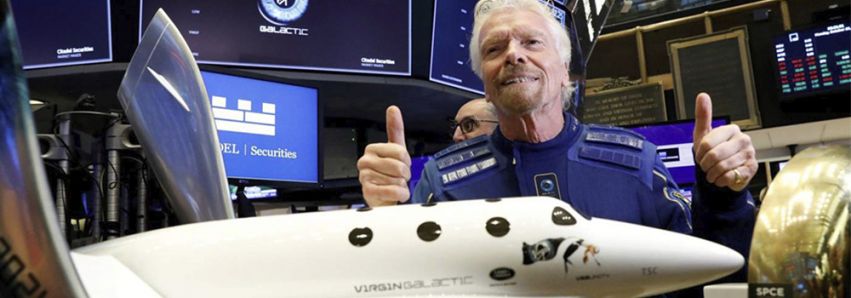 Ele foi em sua própria nave espacial!!! 