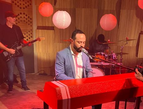 A volta brilhante do cantor Marco Aurélio aos palcos! A volta brilhante do cantor Marco Aurélio aos palcos!