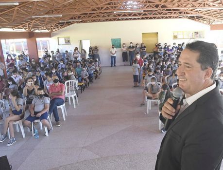 Inaugurada a moderna Escola Municipal Evangélica Inaugurada a moderna Escola Municipal Evangélica