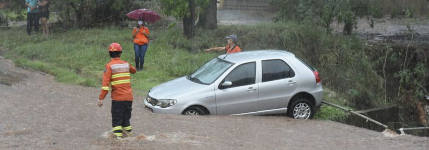 Temporal deixa rastros de destruição 