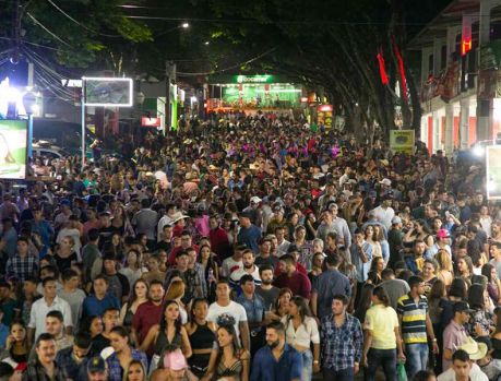 Expo Umuarama terá seis dias de entrada gratuita Expo Umuarama terá seis dias de entrada gratuita