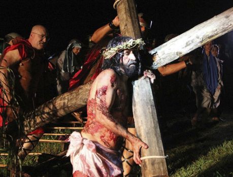 Este ano a Paixão de Cristo não será no Morro das Antenas!!! Este ano a Paixão de Cristo não será no Morro das Antenas!!!
